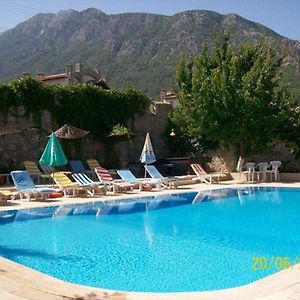 Everest Apart Hotel